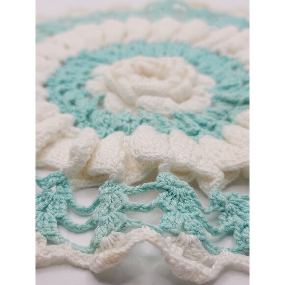 Hand Crocheted Doily Table mat Candle mat Glacier Ice White 8.5" Handmade - Picture 3 of 7